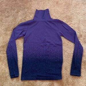 Athleta flurry thermal top women’s M